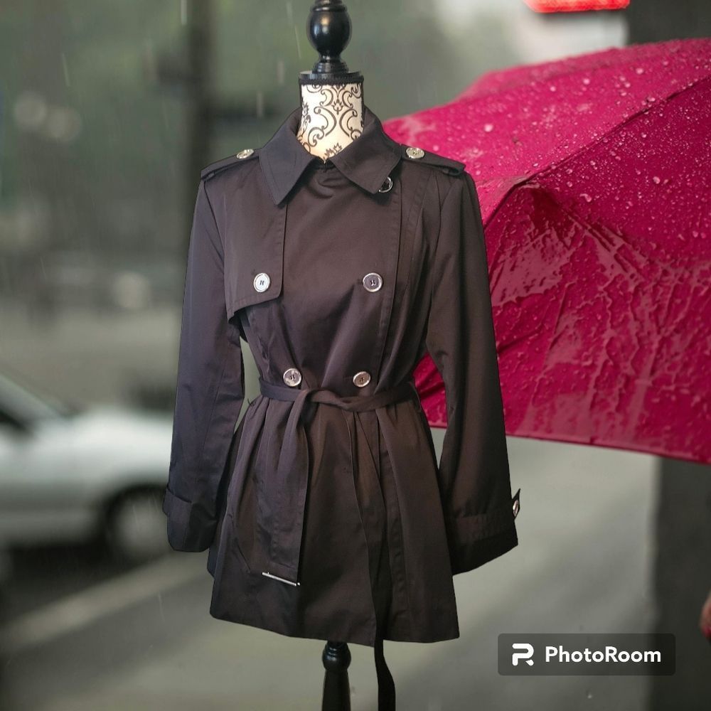 Ann Klein trench coat - size large
